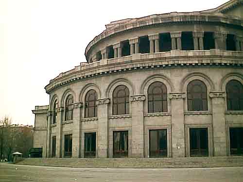 Երևանում դասական երաժշտության համերգով կնշվի նկարիչ Արշիլ Գորկու 110 և նկարիչ-քանդակագործ Երվանդ Քոչարի 115-ամյակները