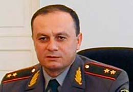 Министр обороны Армении: Вместе армянская нация способна преодолеть все угрозы