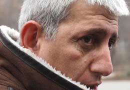 Лидер партии <Цехакрон> Шант Арутюнян приговорен к 6 годам лишения свободы, его сын - к 4 годам условно