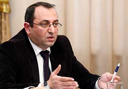 Арцвик Минасян: Прогноз ЕБРР по стагнации экономики Армении в 2015 году является политическим заказом