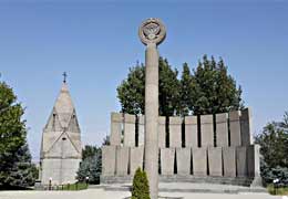 В "Ераблуре" состоялись похороны пилотов азербайджанскими вооруженными силами арцахского МИ-24