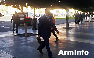 Правительство Армении рассматривает вопрос отставки губернатора Сюника