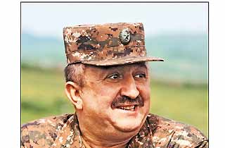 Мовсес Акопян назначен главным военным инспектором Армении