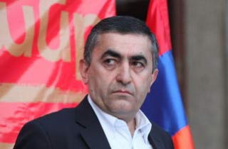 Армен Рустамян: АРФ "Дашнакцутюн" поддержит кандидатуру Никола Пашиняна на посту премьера и в дальнейшем окажет ему содействие