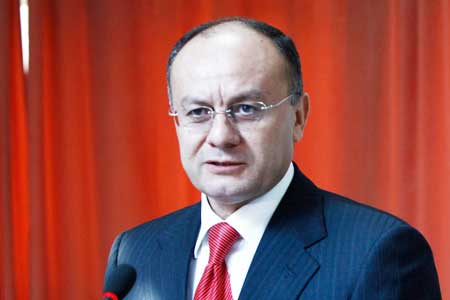 Экс-министр обороны Армении призвал народ быть бдительными на парламентских выборах