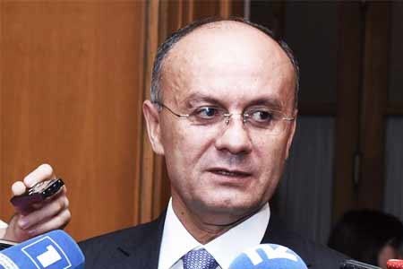 Экс-министр обороны Армении Сейран Оганян не видит связи между приказом 0038 и свержением конституционного строя в стране.