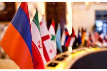 Лавров: У России нет вопросов к развитию отношений Армении с внешними партнерами