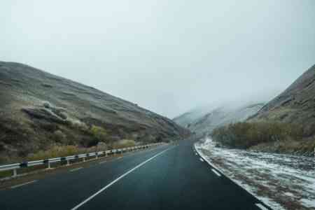 МЧС: Автодороги в Армении в основном проходимы