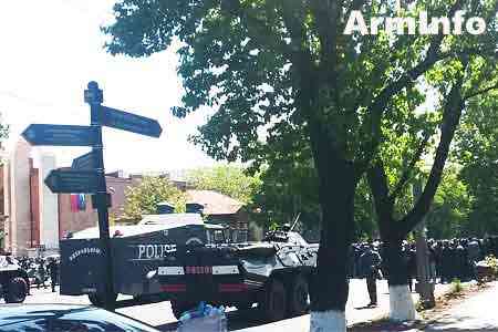 В Армении оппозиция сообщила о начале Бархатной революции — Новый Майдан В Армении оппозиция сообщила о начале Бархатной революции — Новый Майдан
