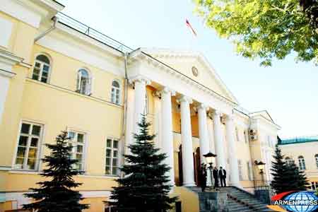 Посольство Армении в России выражает глубокое возмущение в связи актом вандализма на территории армянского храма в Армавире