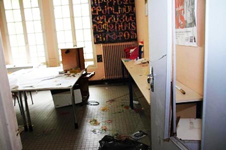 Во Франции продолжаются нападения на армянские учреждения: На этот раз под ударом оказался  колледж Самюэль Мурат