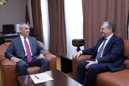 Мнацаканян и Маилян обсудили ожидания и приоритеты Армении и Арцаха в рамках Братиславской конференции под эгидой сопредседателей Минской группы ОБСЕ.