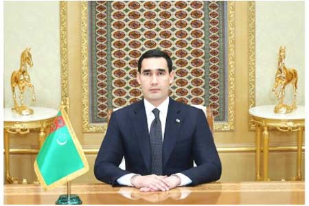 Президент Туркменистана принял министра иностранных дел Республики Таджикистан