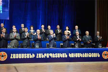 Серж Саргсян провел заседание Исполнительного органа РПА
