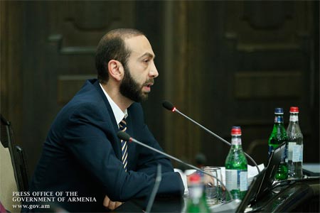 Armenian FM holds separate meetings with his counterparts from  Slovakia, Slovenia