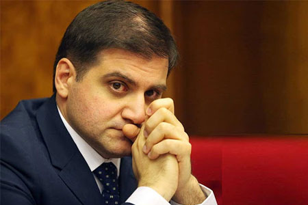 Парламентарий: Революция, имевшая место 2 года назад в Армении, должна проецироваться и на отношения с Россией