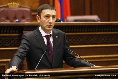 Председатель комиссии Национального Собрания Армении сдал тест на коронавирус