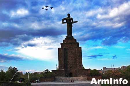 В демонстрационном пролете авиации 9 мая будет 210 самолетов и вертолетов ЮВО