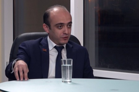 Парламентарий: Армении следовало обращаться в ОДКБ и Совбез ООН параллельно