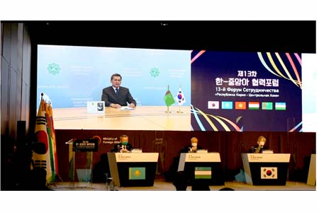 Туркменистан выступает за сотрудничество по разрешению региональных и глобальных экологических проблем