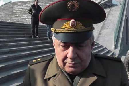 Armenian Defense Minister visited   Border Guard Department of  Federal Security Service of RF in Armenia