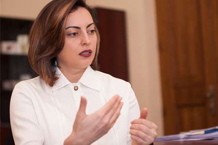 В парламенте Армении разразился очередной скандал из-за неподобающего поведения Лены Назарян