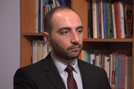 Ваан Унанян подал в отставку с должности пресс-секретаря МИД Армении