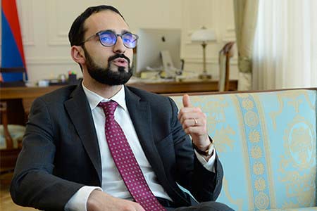 Мэр: проблема пробок в Ереване будет решена за счет улучшения качества общественного транспорта