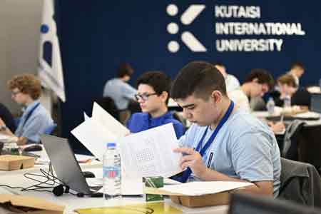Армянские школьники завоевали золото, серебро и бронзу на Международной юношеской олимпиаде Европы по информатике