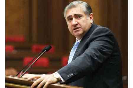 Депутат НС: под видом "пилотной" делимитации границ по частям сдаются территории  Армении