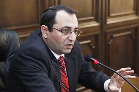 Арцвик Минасян решил быть в конце предвыборного списка блока "Армения"