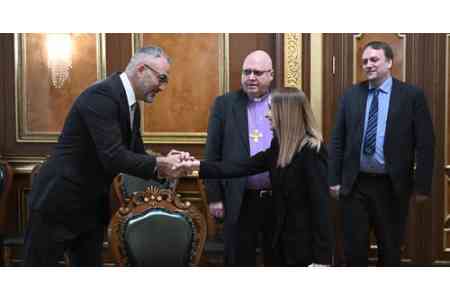 Armenian premier`s advisor, Evangelical Church of Armenia discuss  Armenia-Azerbaijan peace 