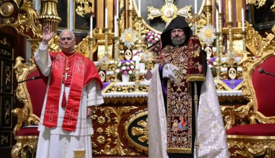 Pope visits Armenian Church Cathedral in Istanbul 