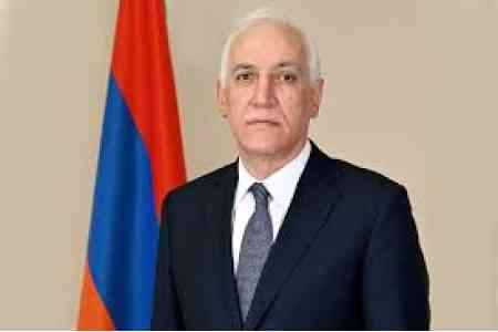 President of Armenia travels to Turkmenistan