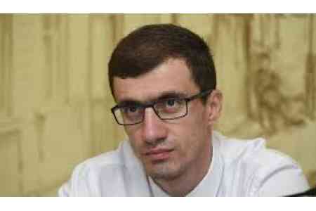 Universal health insurance in Armenia will exacerbate income  polarization, making the poor even poorer:  Mesrop Arakelyan