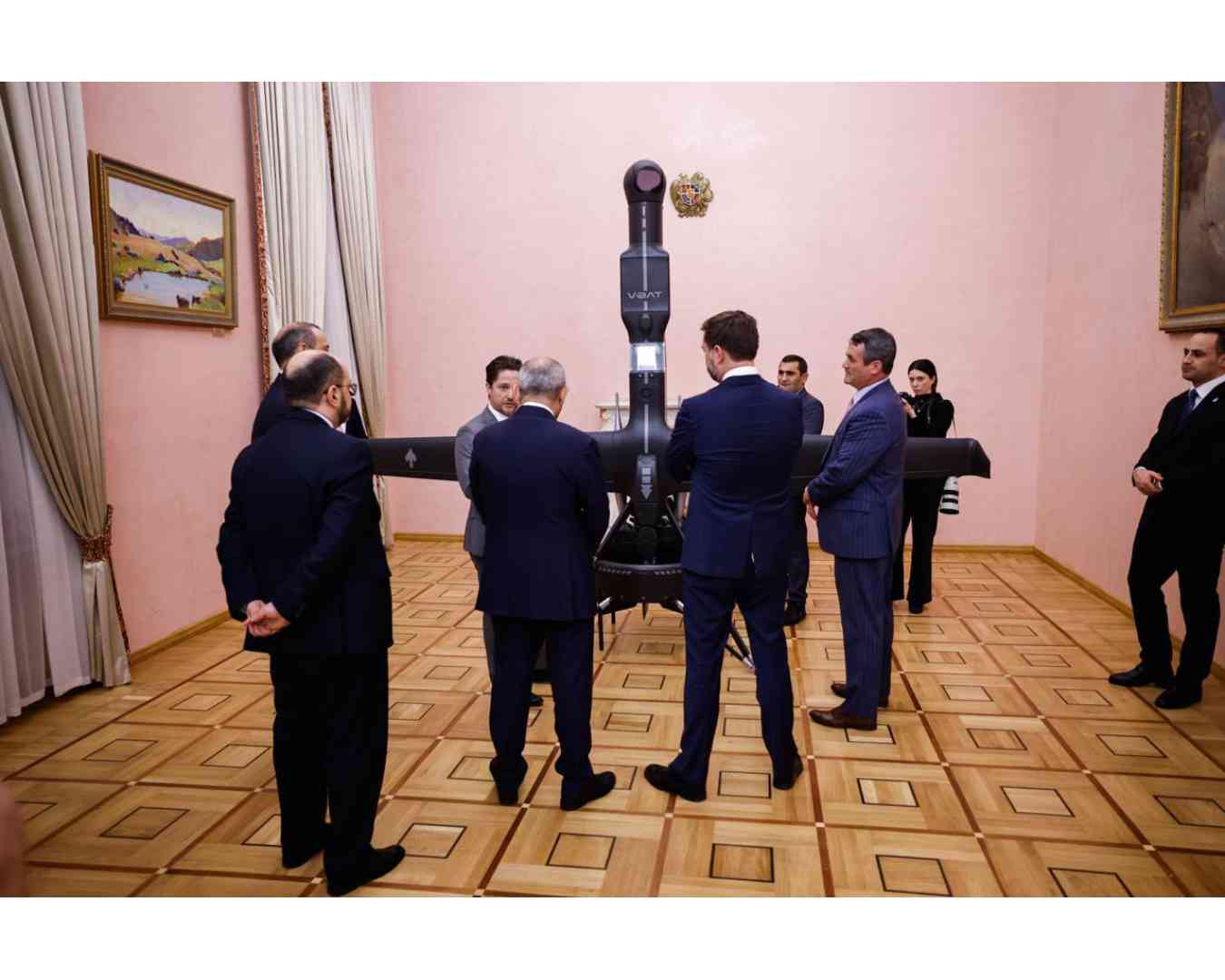 Вэнс: США будут продавать Армении технологии беспилотников V-BAT