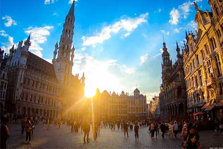 RA NA delegation visits Brussels