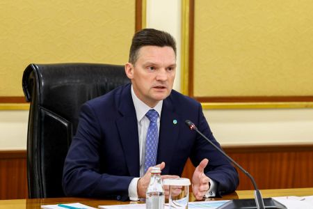 Kazakh president, EDB chairman discuss joint projects 