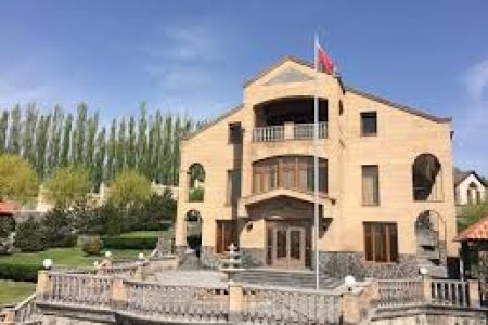 Belarusian Embassy in Yerevan informs Belarusians of possible  evacuation from Iran via Armenia