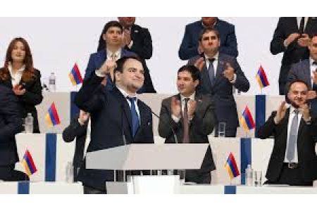 "Strong Armenia" presents Samvel Karapetyan`s economic and defense  programs to Agarak residents