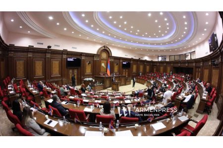In Armenia, individuals over 65 to be granted right to continue  working in civil service