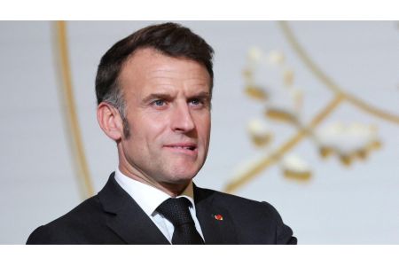 Макрон призвал Евросоюз "помочь" Армении с охраной ее границ без участия размещенных в республике российских военнослужащих