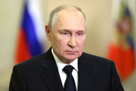 Putin  sends congratulatory messages to leaders of several countries,  including  Armenia, on 81st anniversary of Victory in Great Patriotic  War 