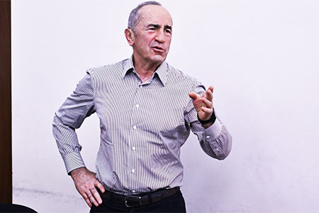 Armenia bloc: Even under threat of arrest, Robert Kocharyan returned to country