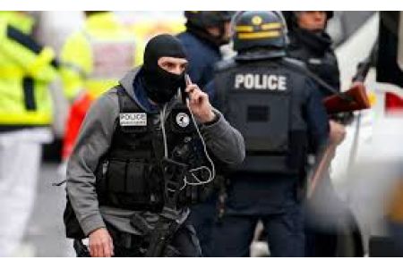 French intelligence assisting Armenian authorities in blocking online criticism – newspaper reports