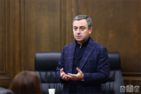 Сагателян: Арцах - армянский, и право арцахского народа на возвращение не подлежит торгу