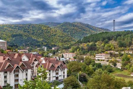 Unique international textile art exhibition opens in Dilijan