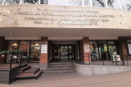 Ереванский русский драмтеатр в 89-м театральном сезоне представит три премьеры