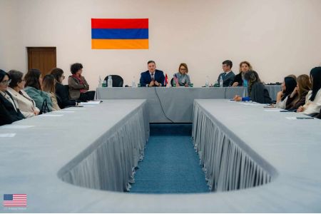 The US Vice Ambassador discussed the TRIPP project with residents of Martuni