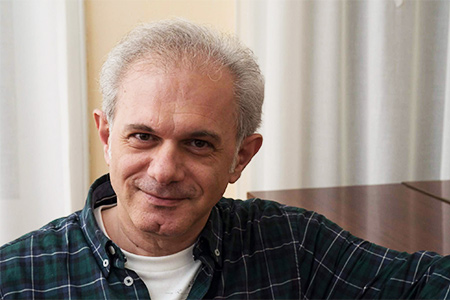 First the ban was lifted, then they barred him: Armenian writer Ruben Pashinyan found himself trapped in Russian bureaucracy.